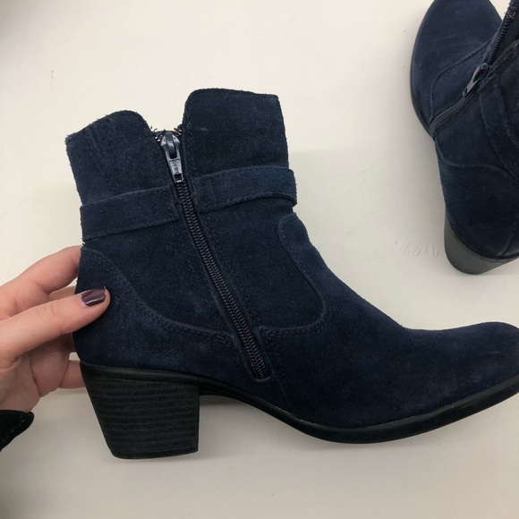 Earth origins tori navy blue side zip ankle bootie - Picture 5 of 8